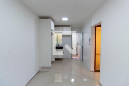 Sala/Cozinha de apartamento para alugar com 2 quartos, 37m² em Vila Ré, São Paulo