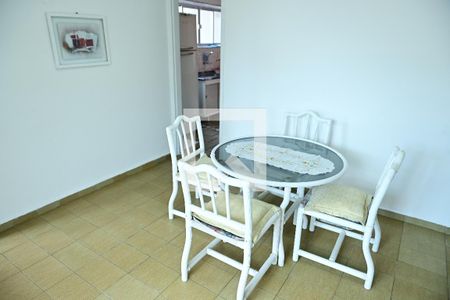 Sala de casa para alugar com 3 quartos, 120m² em Real, Praia Grande