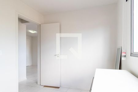 Quarto 1 de apartamento para alugar com 2 quartos, 49m² em Portão, Curitiba