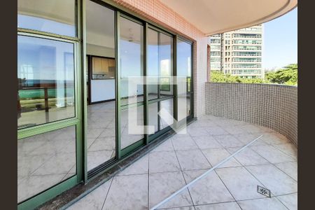 Varanda de apartamento para alugar com 2 quartos, 106m² em Barra da Tijuca, Rio de Janeiro