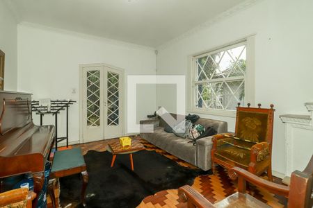 Sala de casa à venda com 3 quartos, 300m² em Petrópolis, Porto Alegre