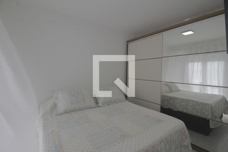 Quarto 2 de apartamento à venda com 2 quartos, 52m² em Bairro Fátima, Canoas