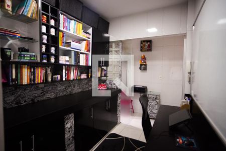 Escritorio de apartamento à venda com 4 quartos, 130m² em Santa Amélia, Belo Horizonte