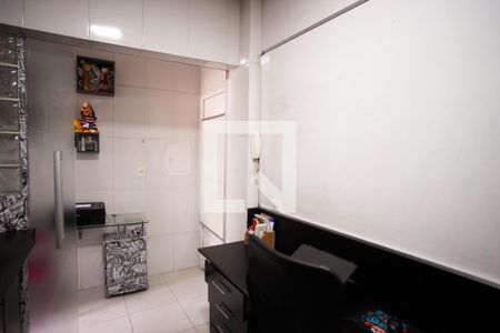 Escritorio de apartamento à venda com 3 quartos, 130m² em Santa Amélia, Belo Horizonte