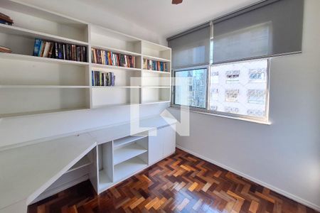 Quarto 1 de apartamento para alugar com 3 quartos, 130m² em Icaraí, Niterói