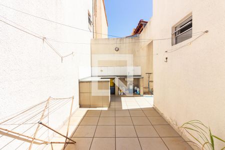 Apartamento à venda com 200m², 4 quartos e 2 vagas Apartamento à venda com 200m², 4 quartos e 2 vagasCobertura