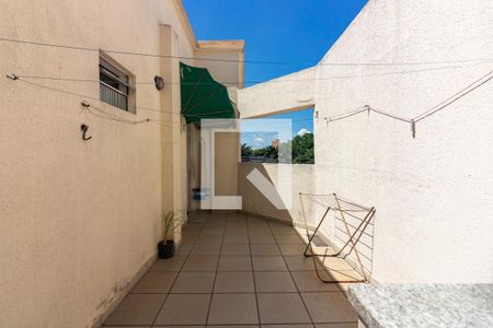 Apartamento à venda com 200m², 4 quartos e 2 vagas Apartamento à venda com 200m², 4 quartos e 2 vagasCobertura