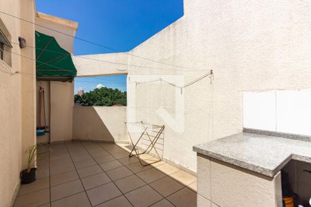 Apartamento à venda com 200m², 4 quartos e 2 vagas Apartamento à venda com 200m², 4 quartos e 2 vagasCobertura