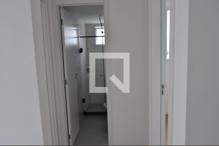 Corredor  de apartamento para alugar com 2 quartos, 44m² em Engenho de Dentro, Rio de Janeiro