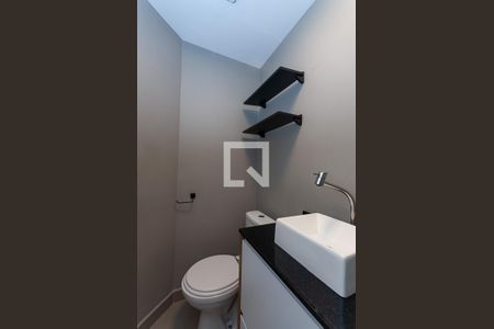 Banheiro de apartamento para alugar com 1 quarto, 38m² em Bom Retiro, São Paulo