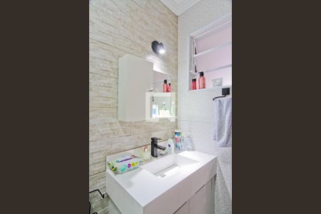 Banheiro de casa para alugar com 1 quarto, 90m² em Parque Peruche, São Paulo