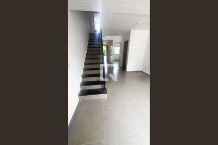 Casa à venda com 90m², 3 quartos e 1 vagaSala