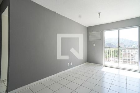 Apartamento à venda com 90m², 2 quartos e 1 vagaSala