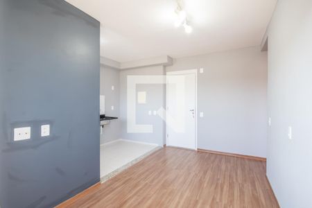 Sala de apartamento para alugar com 2 quartos, 48m² em Piratininga, Osasco