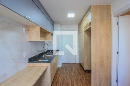 Sala/Cozinha de apartamento à venda com 1 quarto, 28m² em Água Branca, São Paulo
