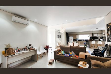Casa de condomínio à venda com 445m², 3 quartos e 2 vagasSala