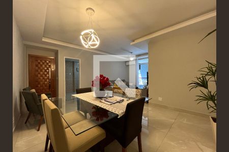 Sala de apartamento para alugar com 4 quartos, 150m² em Anil, Rio de Janeiro