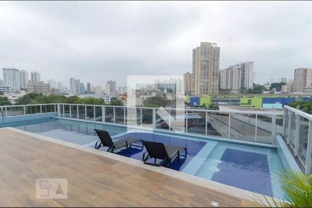 Studio à venda com 34m², 1 quarto e 1 vaga Studio à venda com 34m², 1 quarto e 1 vagaÁrea Comum - Piscina