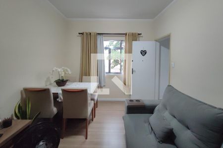 Sala de apartamento à venda com 2 quartos, 74m² em Vila Paraíso, Campinas