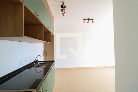 Sala/Cozinha de casa de condomínio à venda com 1 quarto, 47m² em Santo Amaro, São Paulo