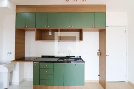 Sala/Cozinha de casa de condomínio à venda com 1 quarto, 47m² em Santo Amaro, São Paulo