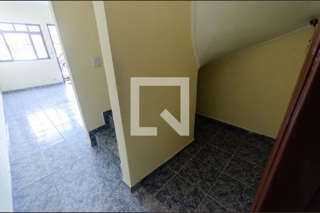 Sala de casa para alugar com 2 quartos, 85m² em Jardim Almanara, São Paulo