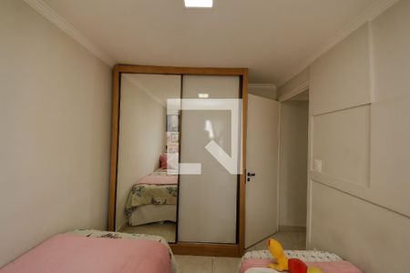 Quarto 1 de apartamento para alugar com 2 quartos, 53m² em Vila Ivone, São Paulo