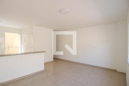 Sala de casa de condomínio para alugar com 2 quartos, 53m² em Olinda, Nilópolis