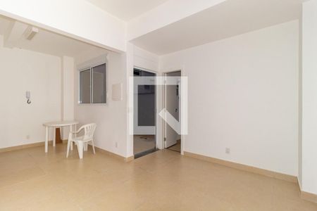 Apartamento para alugar com 32m², 1 quarto e sem vagaSala/Quarto