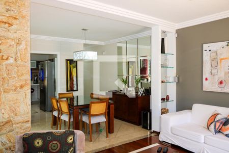 Sala  de casa à venda com 3 quartos, 182m² em Santo Antônio, São Caetano do Sul