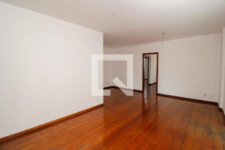 Sala de apartamento à venda com 3 quartos, 118m² em Santa Efigênia, Belo Horizonte