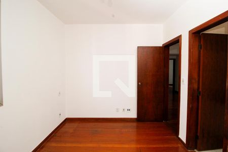 Suíte de apartamento à venda com 3 quartos, 118m² em Santa Efigênia, Belo Horizonte