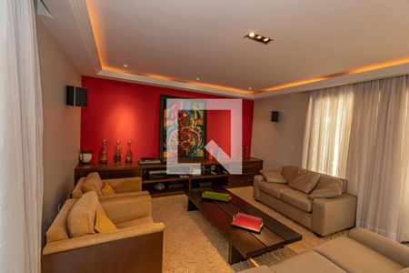 Sala de TV de casa de condomínio à venda com 4 quartos, 520m² em Loteamento Alphaville Campinas, Campinas