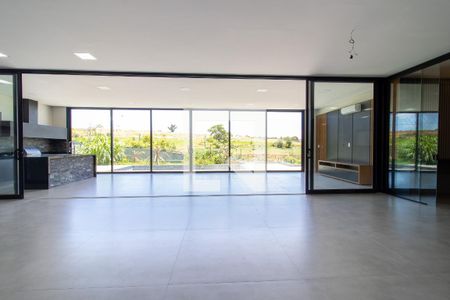 Sala de casa de condomínio à venda com 5 quartos, 500m² em Vila Brandina, Campinas