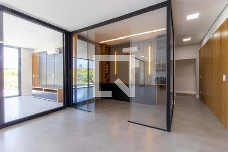 Sala de casa de condomínio à venda com 5 quartos, 500m² em Vila Brandina, Campinas