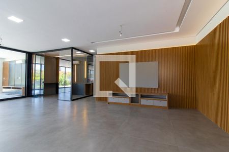 Sala de casa de condomínio à venda com 5 quartos, 500m² em Vila Brandina, Campinas