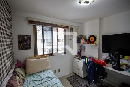 Quarto  de apartamento à venda com 4 quartos, 190m² em Tijuca, Rio de Janeiro