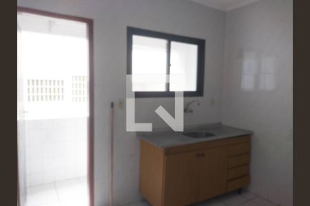 cozinha de apartamento para alugar com 1 quarto, 50m² em Cidade Ocian, Praia Grande