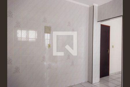 Cozinha de apartamento para alugar com 1 quarto, 50m² em Cidade Ocian, Praia Grande