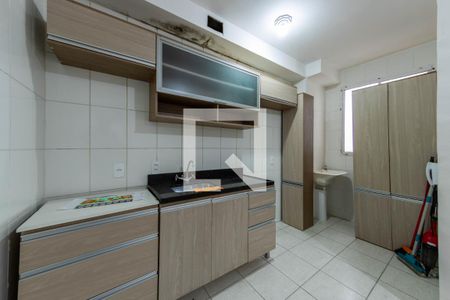 Cozinha de apartamento para alugar com 2 quartos, 49m² em Vila California, São Paulo