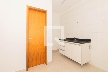 Sala e Cozinha de apartamento para alugar com 1 quarto, 27m² em Vila Nivi, São Paulo