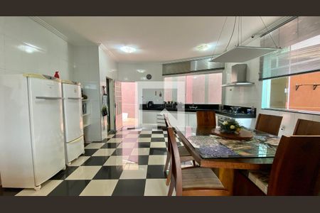 Cozinha de casa à venda com 3 quartos, 170m² em Havaí, Belo Horizonte