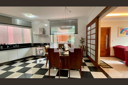 Cozinha de casa à venda com 3 quartos, 170m² em Havaí, Belo Horizonte