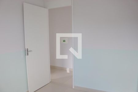 Quarto 1 de apartamento para alugar com 2 quartos, 43m² em Parque Ipê, São Paulo