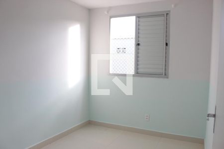 Quarto 1 de apartamento para alugar com 2 quartos, 43m² em Parque Ipê, São Paulo