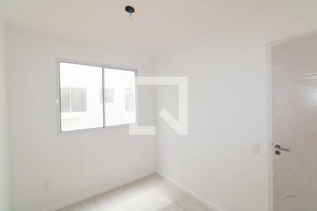 Quarto 2 de apartamento para alugar com 2 quartos, 40m² em Guaratiba, Rio de Janeiro