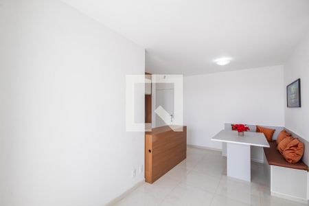 Sala de apartamento para alugar com 2 quartos, 53m² em Industrial Centro, Osasco