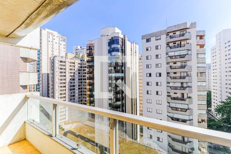 Varanda de apartamento para alugar com 3 quartos, 192m² em Vila Uberabinha, São Paulo