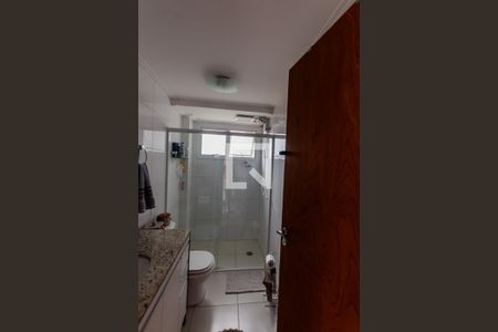 Apartamento à venda com 121m², 3 quartos e 3 vagas Apartamento à venda com 121m², 3 quartos e 3 vagasBanheiro da Suíte 1