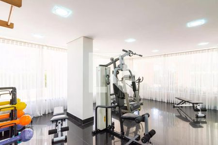 Apartamento à venda com 121m², 3 quartos e 3 vagas Apartamento à venda com 121m², 3 quartos e 3 vagasÁrea comum - Academia